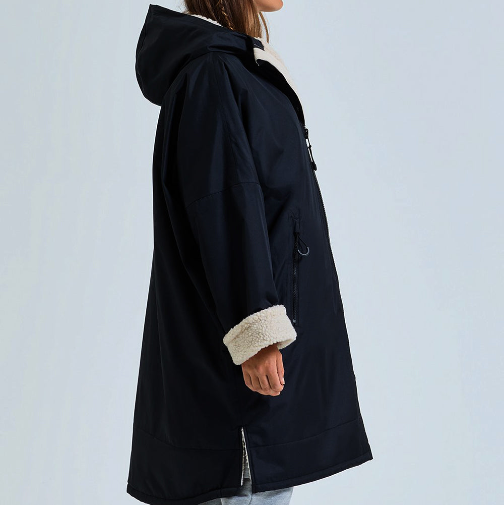 Atlas Changing Robe
